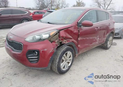 2018 Kia Sportage Lx z USA, uszkodzony, nr VIN KNDPMCAC3J7371479